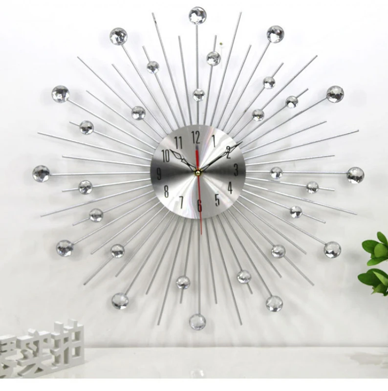 Top 10 cửa hàng bán đồng hồ treo tường giá rẻ đến cao cấp uy tín TpHCM