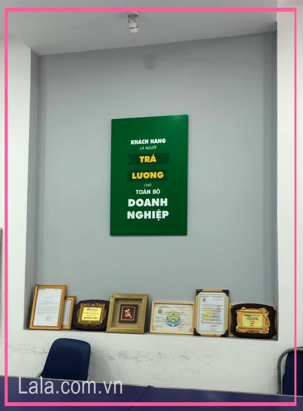 Không quên thêm thông điệp về biết ơn khách hàng