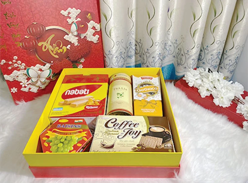 Ánh Đại Dương mang đến cho khách hàng những hộp đựng quà Tết có giá siêu rẻ