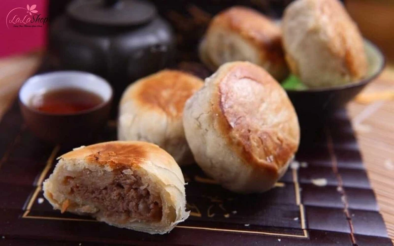 Bánh Hopia có hình dạng bên ngoài đơn giản