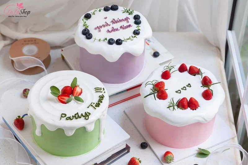 Bánh kem với tạo hình hiện đại với hương vị mới lạ trở nên thu hút hơn