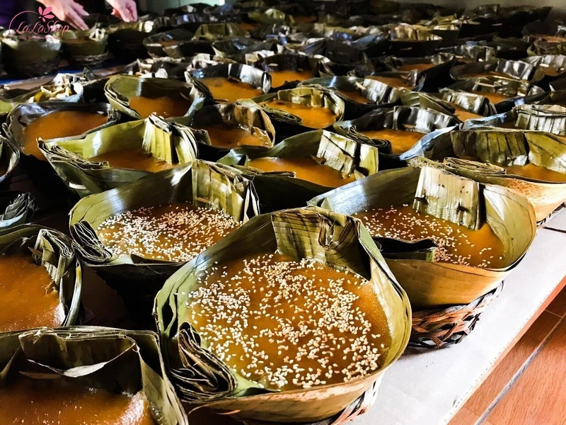 Bánh tổ là món ăn truyền thống không thể thiếu vào dịp Tết của người dân xứ Quảng