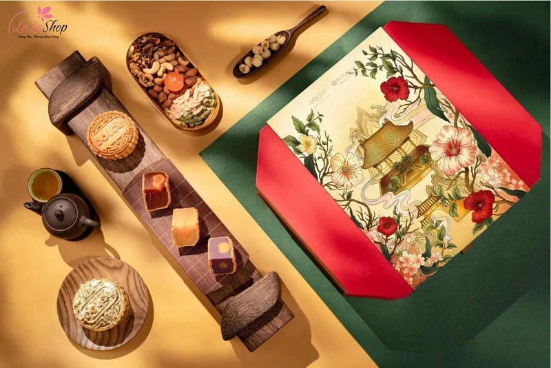 Bánh trung thu là món quà truyền thống không thể thiếu trong dịp tết đoàn viên