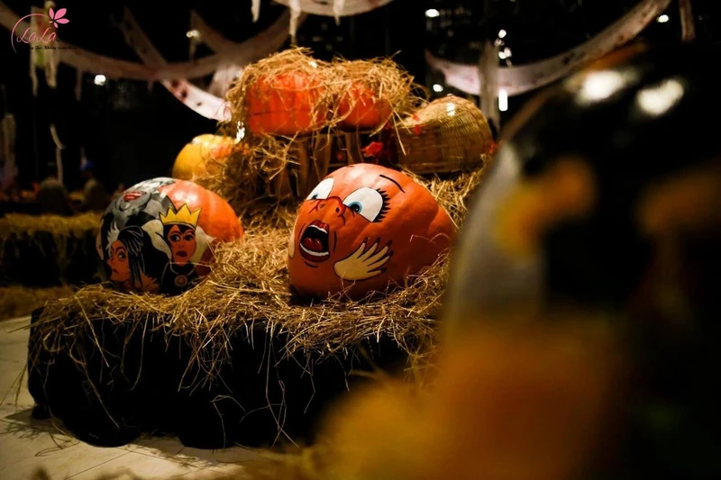 Bí ngô là biểu tượng không thể thiếu trong lễ hội Halloween