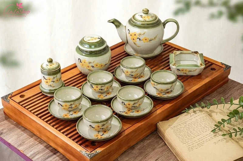 Bộ ấm trà vừa có thể sử dụng vừa mang tính nghệ thuật