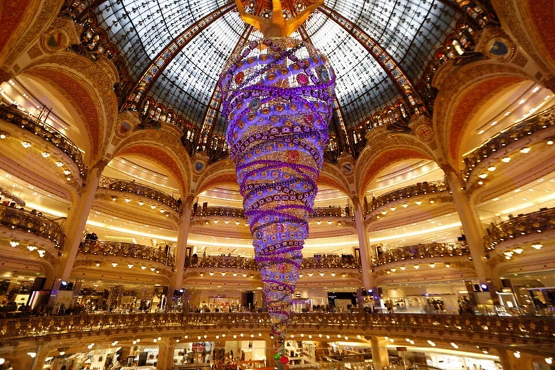 Cây thông Noel vẫn là hình ảnh lung linh và đặc sắc nhất vào dịp Giáng sinh