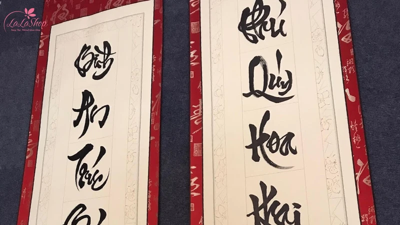 Câu đối Tết là một nét đẹp truyền thống, phản ánh sự tinh tế trong văn hóa dân tộc