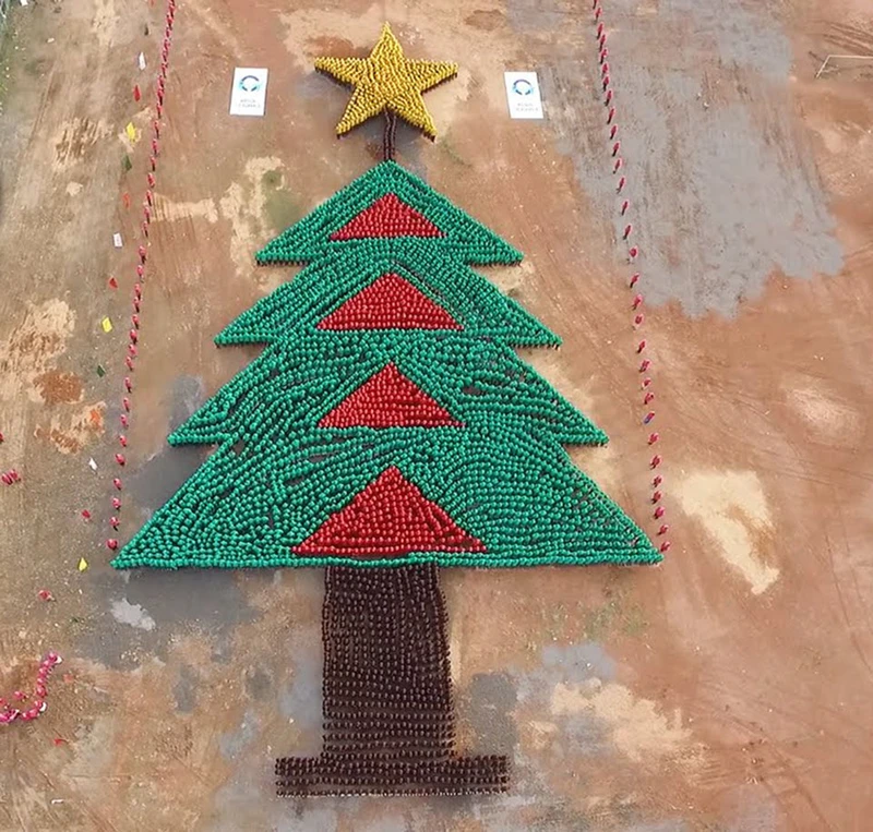 Tổng hợp những hình ảnh cây thông noel chất lượng cao đẹp nhất 2025