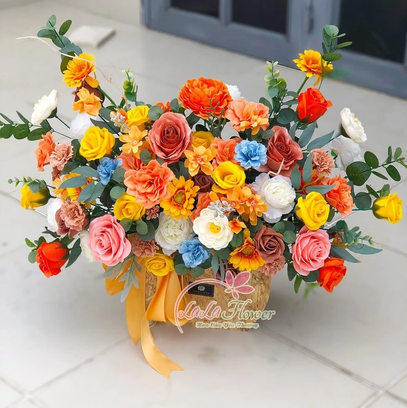 Lẵng Hoa Sáp Thơm Để Bàn Sắc Màu Của Yêu Thương