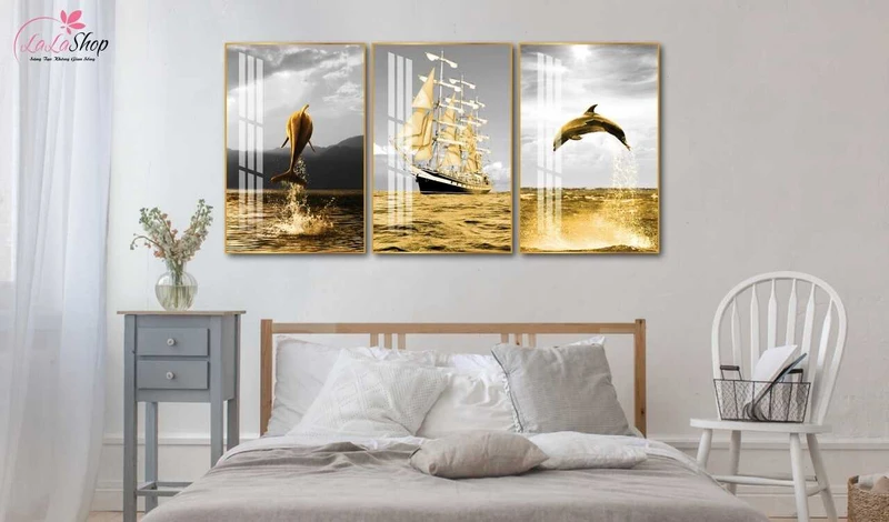 Hướng dẫn chọn tranh treo đầu giường phòng ngủ hợp phong thủy