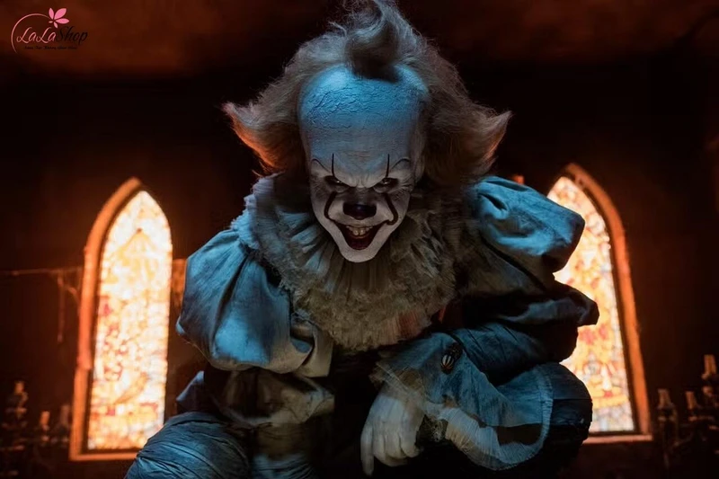 Chú hề kết hợp với yếu tố kinh dị sẽ trở nên vô cùng đáng sợ