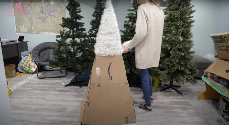 Dán dây kim tuyến