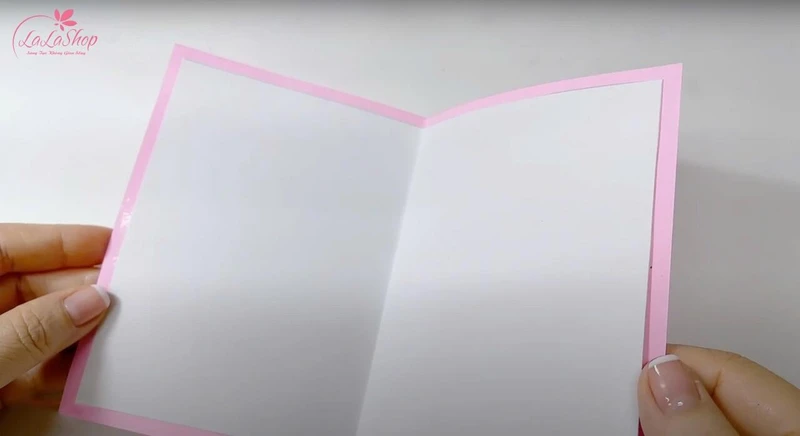 Dán thiệp trắng