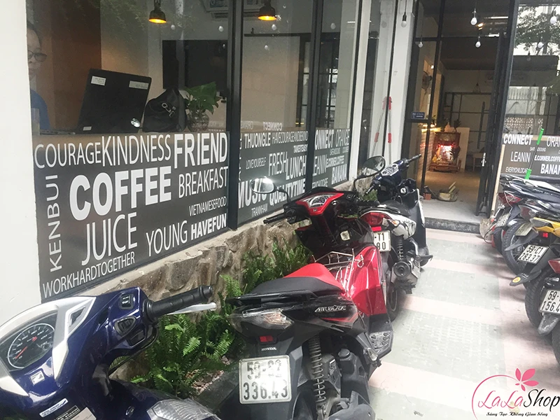 Các Mẫu Decal Dán Kính