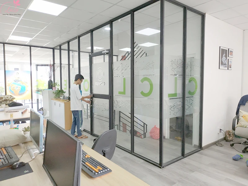 Các Mẫu Decal Dán Kính