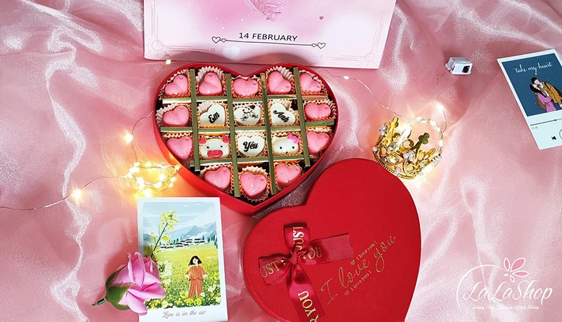 Đến với Lala Shop bạn sẽ được trải nghiệm hộp socola ngon làm quà tặng ý nghĩa nhất