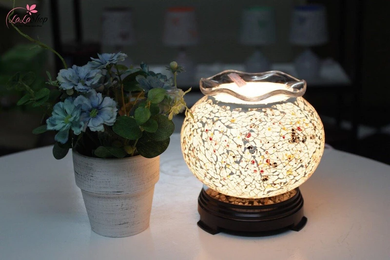 Đèn xông tinh dầu mang đến không khí dễ chịu