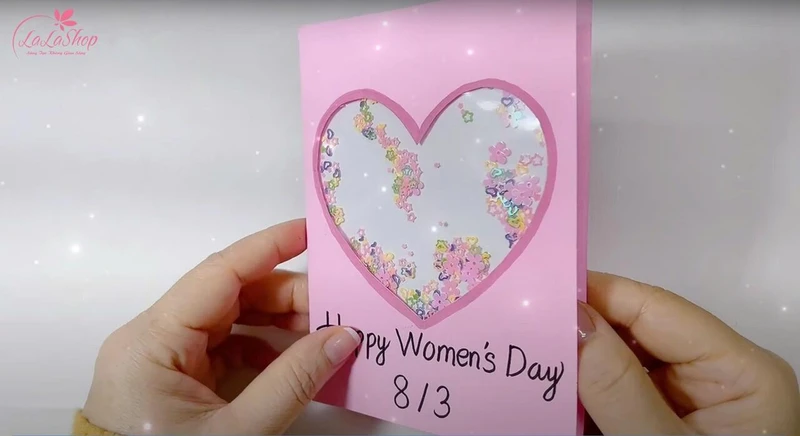 Ghi lời chúc bên ngoài thiệp