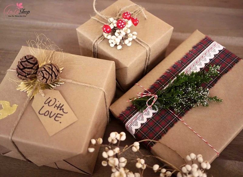Gói quà đẹp tạo ấn tượng tốt và thể hiện sự chu đáo của bạn