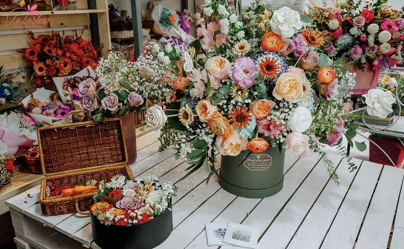 Hoa luôn là món quà không thể thiếu vào ngày 8/3