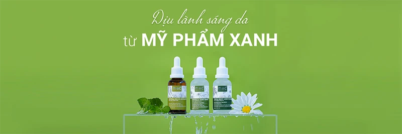 Serum dưỡng ẩm tặng noel giúp cô bạn thân luôn có làn da mịn màng