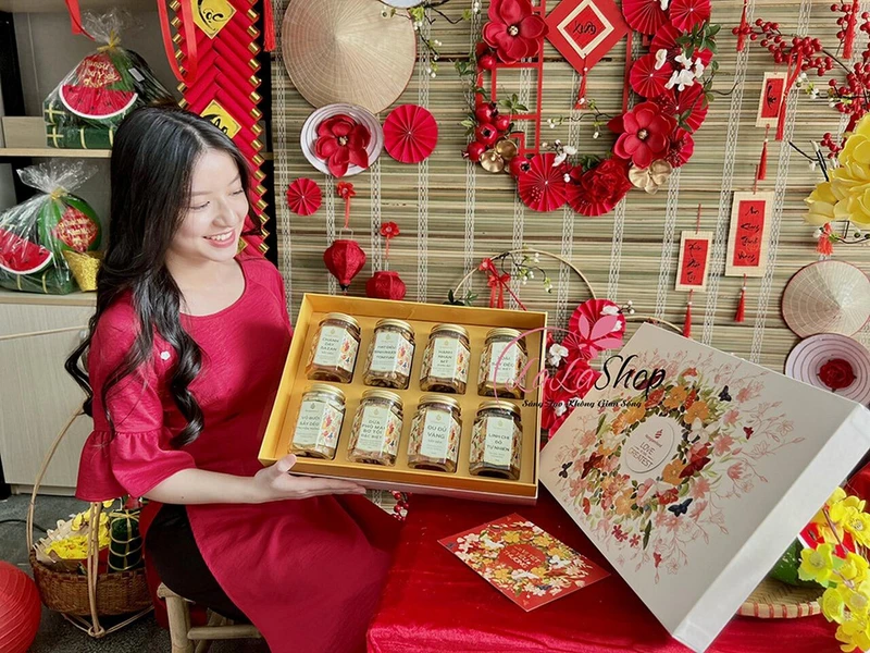Lala Shop chuyên bán quà Tết biếu sếp uy tín chất lượng ở TP.HCM