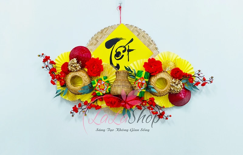 Phụ kiện trang trí Tết tại Lala Shop vô cùng đa dạng mẫu mã