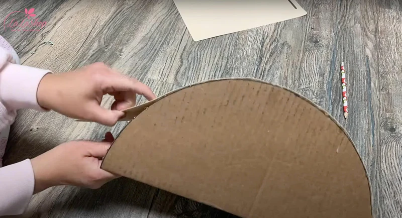 Làm đế dưa hấu