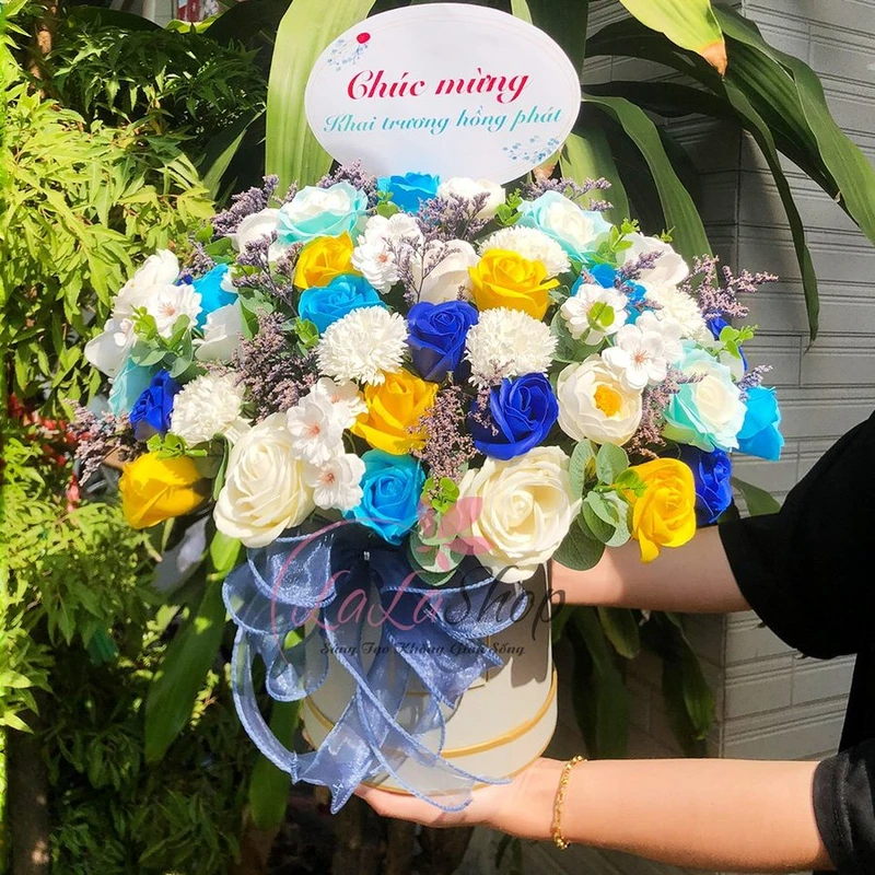 Lẵng Hoa Sáp Thơm Ngọt Ngào Sắc Xanh