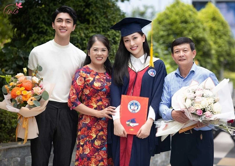 Hoa nên tặng vào ngày lễ tốt nghiệp