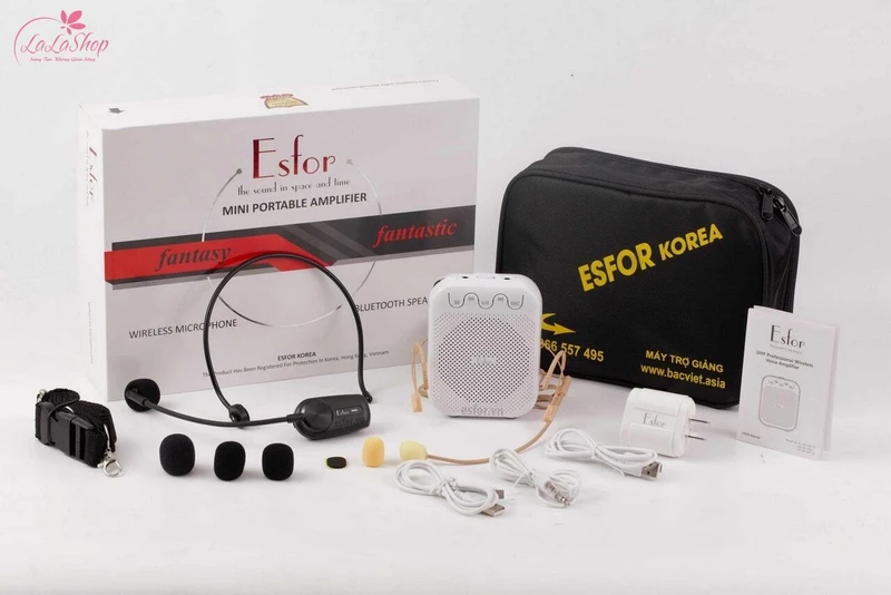 Micro trợ giảng là món quà thiết thực, hỗ trợ cô giáo trong quá trình giảng dạy