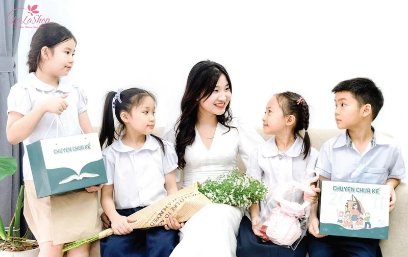 Món quà có ý nghĩa nhất khi liên kết được với sở thích và nhu cầu của cô giáo