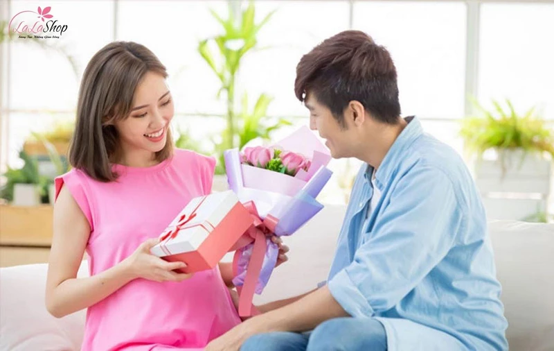 Món quà hợp với sở thích và nhu cầu của vợ sẽ thêm phần ý nghĩa và đặc biệt