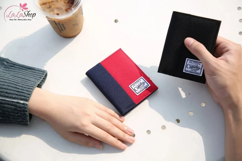 Một chiếc ví tiền vừa là món quà thực tế vừa là biểu tượng của sự may mắn và thành công