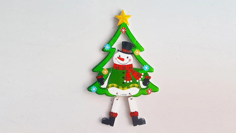 Một trong 10 cách trang trí Noel lên cửa kính không nên bỏ qua 