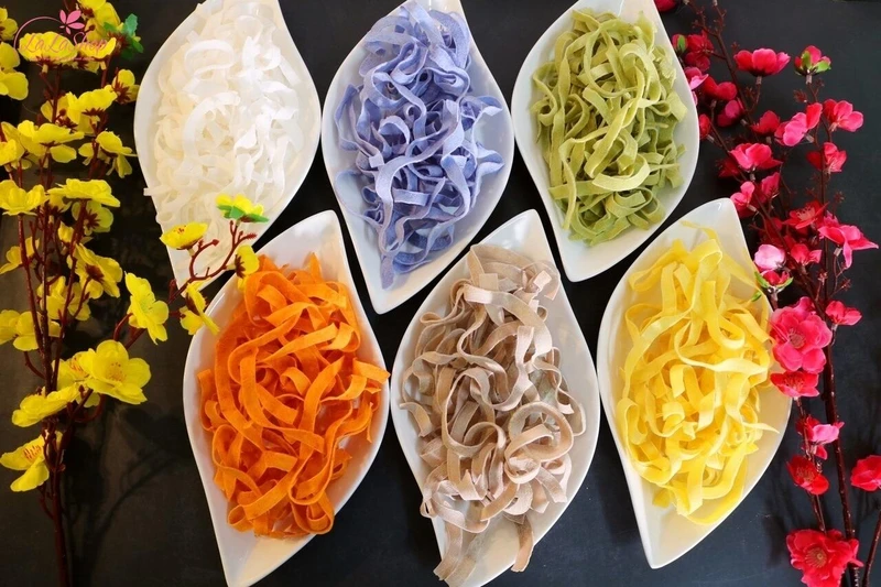 Mứt dừa là món ăn vui ngày Tết không thể thiếu ở khu vực miền Nam