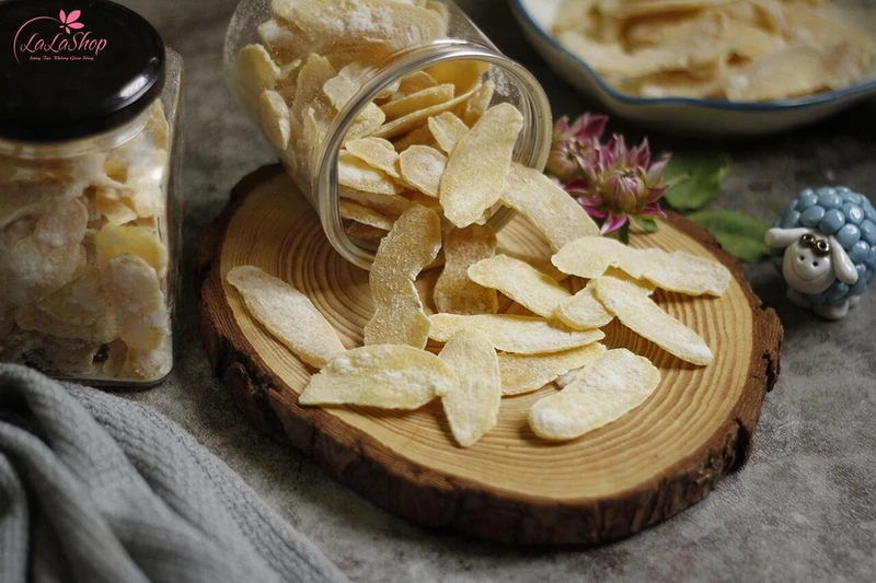 Mứt gừng thơm ngọt lại còn cay ấm giúp chữa được nhiều chứng bệnh mùa đông