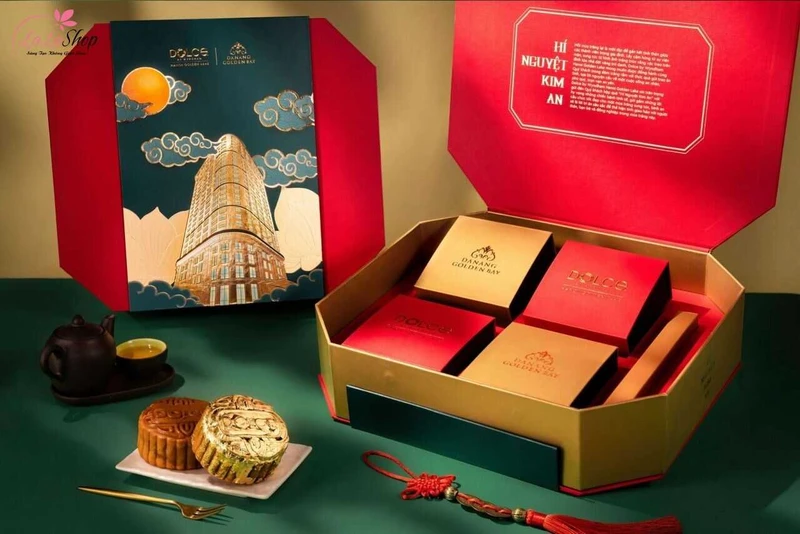 Nên quan tâm đến hình thức bao bì để món quà thêm tinh tế, chỉn chu