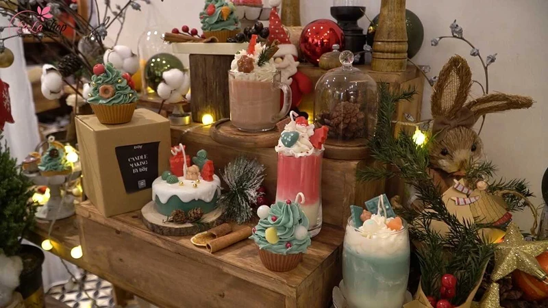 Nến thơm chủ đề Giáng sinh là món quà Noel hoàn hảo tặng vợ