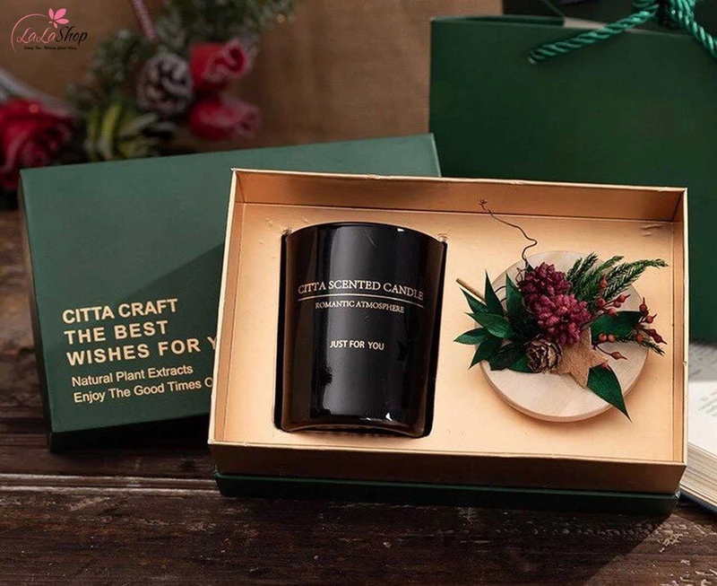 Nến thơm mang đến không gian sống nhẹ nhàng và thư thái