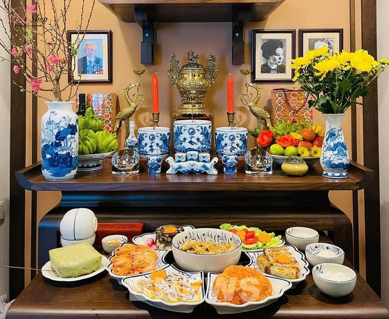 Những hình ảnh trang trí bàn thờ ngày Tết mẫu 10