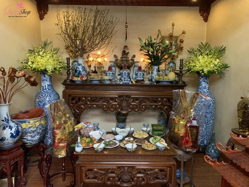 Những hình ảnh trang trí bàn thờ ngày Tết mẫu 4