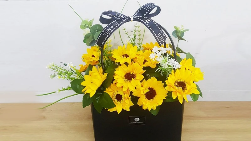 Cách cắm hoa hướng dương 20/11 đơn giản nghệ thuật siêu đẹp