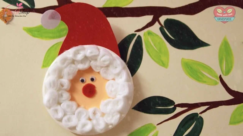 Ông già Noel bằng đĩa nhựa ngộ nghĩnh