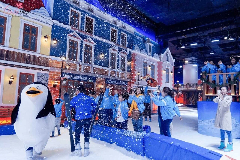 Snow Town là một trong những khu vui chơi băng tuyết độc đáo