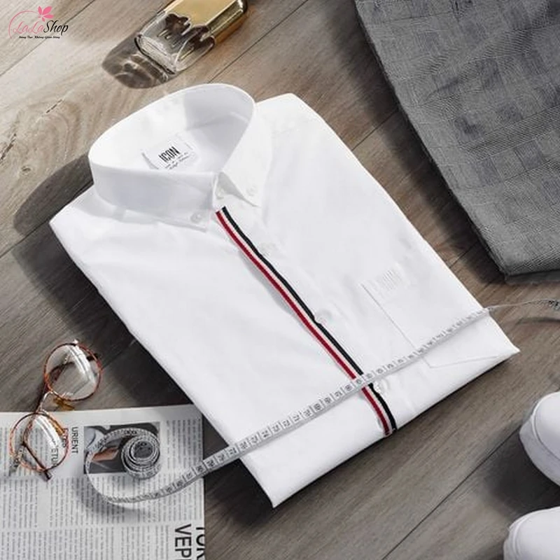 Tặng áo thun cho bạn trai