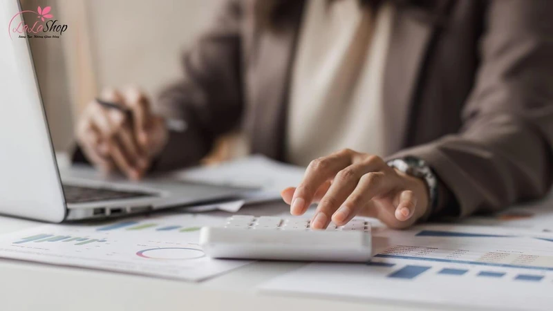 Tính toán ngân sách để quà tặng đồng đều