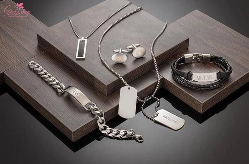 Trang sức tặng khách hàng cao cấp ngày 8/3