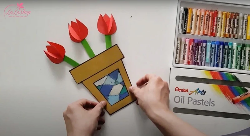 Trang trí cho chậu hoa thêm lung linh là sẵn sàng đem tặng