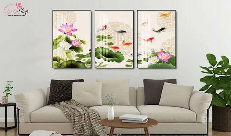 Tranh Cửu Ngư Quần Hội nên treo ở hướng Đông, Đông Nam và hướng Bắc